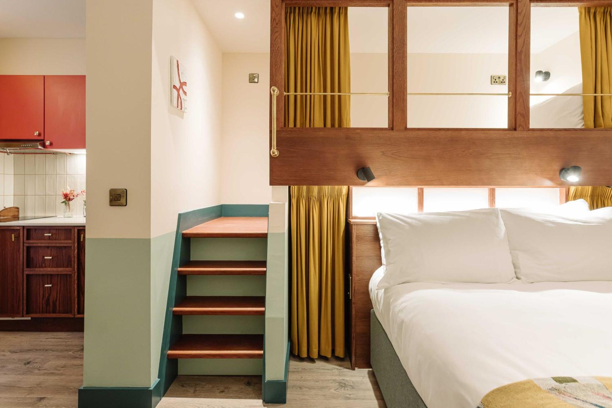 Room2 Belfast Hometel Kültér fotó