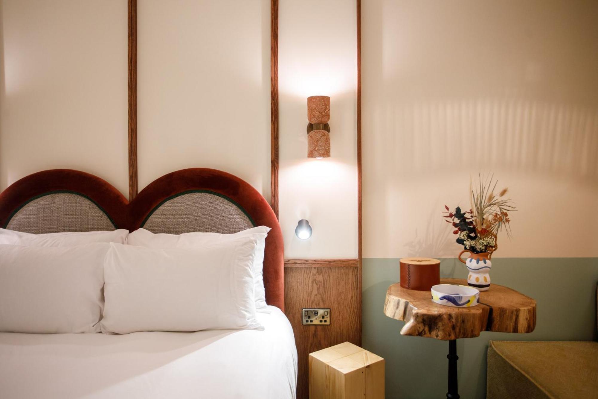 Room2 Belfast Hometel Kültér fotó