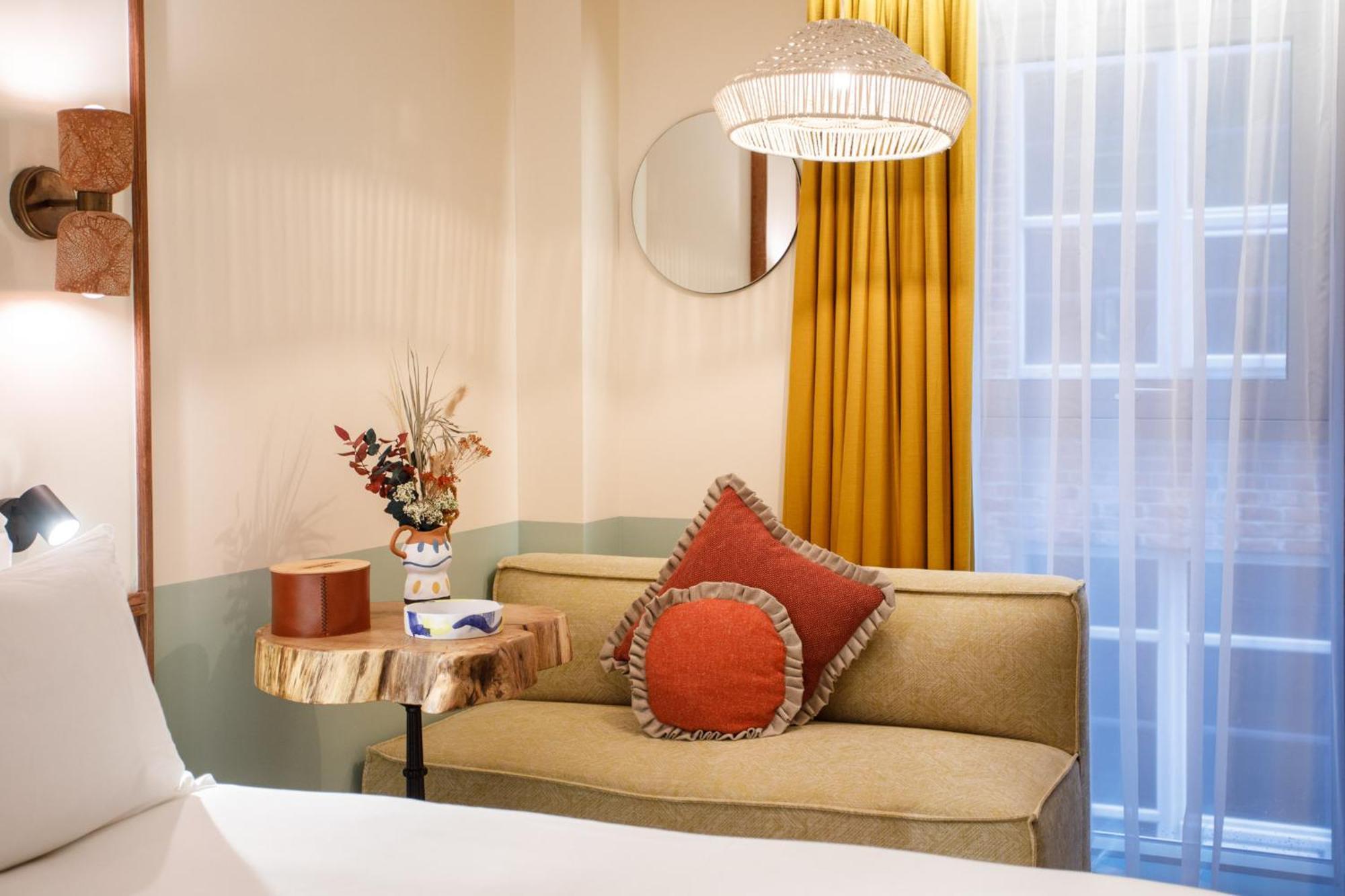 Room2 Belfast Hometel Kültér fotó